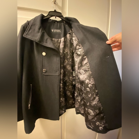 Guess Coat Women’s size Large - Picture 9 of 11